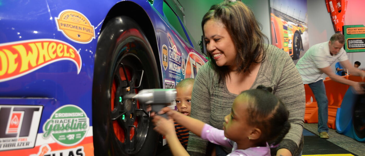 Family in Hot Wheels: Race to Win