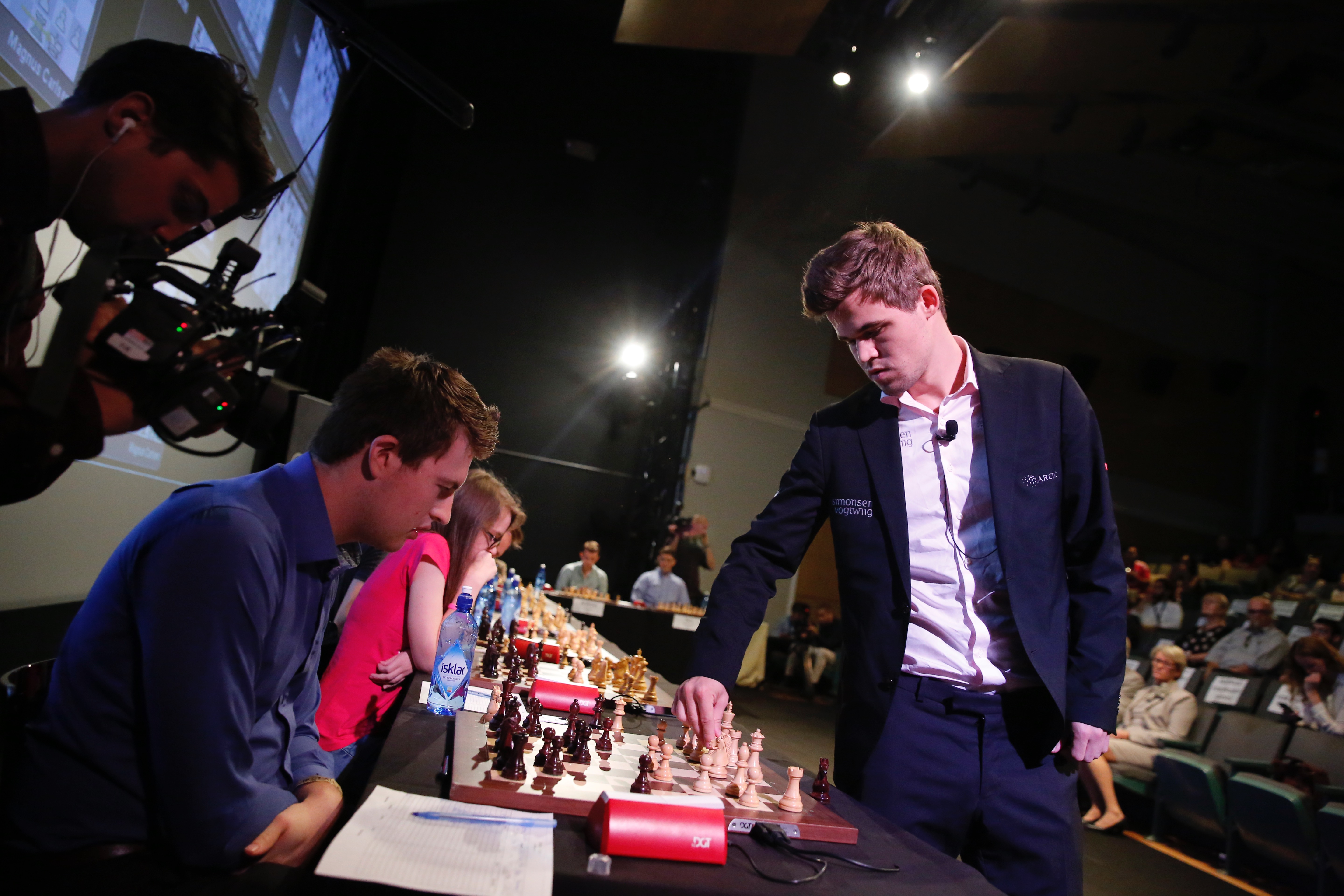 Magnus Carlsen vs. the American in a Chess Championship for the Ages - WSJ