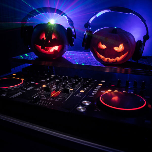 boo a halloween laser show 900x900.jpg