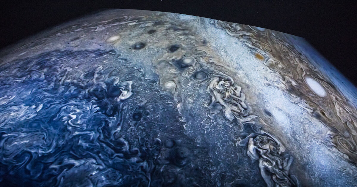 Liberty Science Center Experience the Jennifer Chalsty